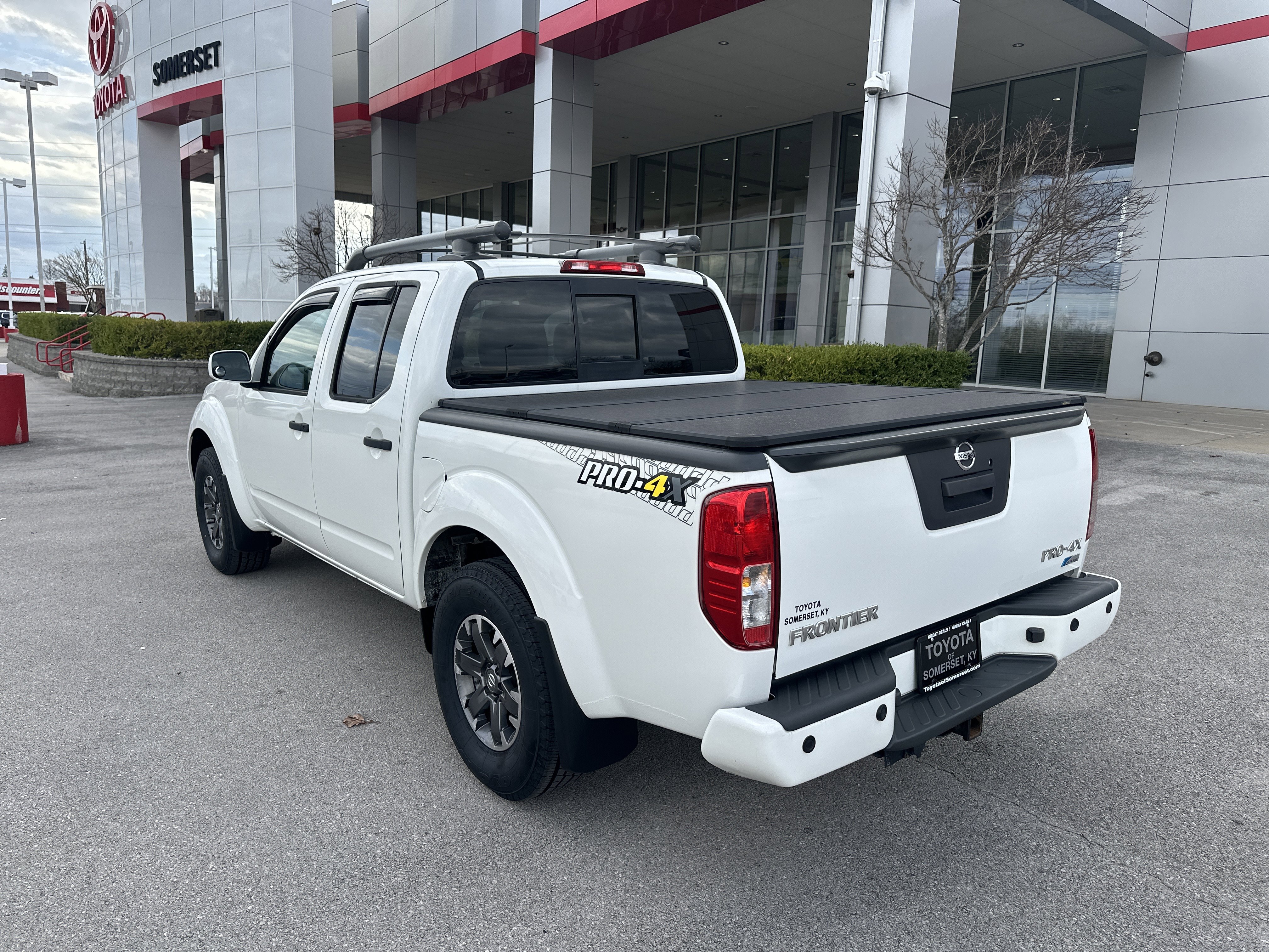 Used 2018 Nissan Frontier PRO-4X w/ Pro-4x Luxury Package image 7