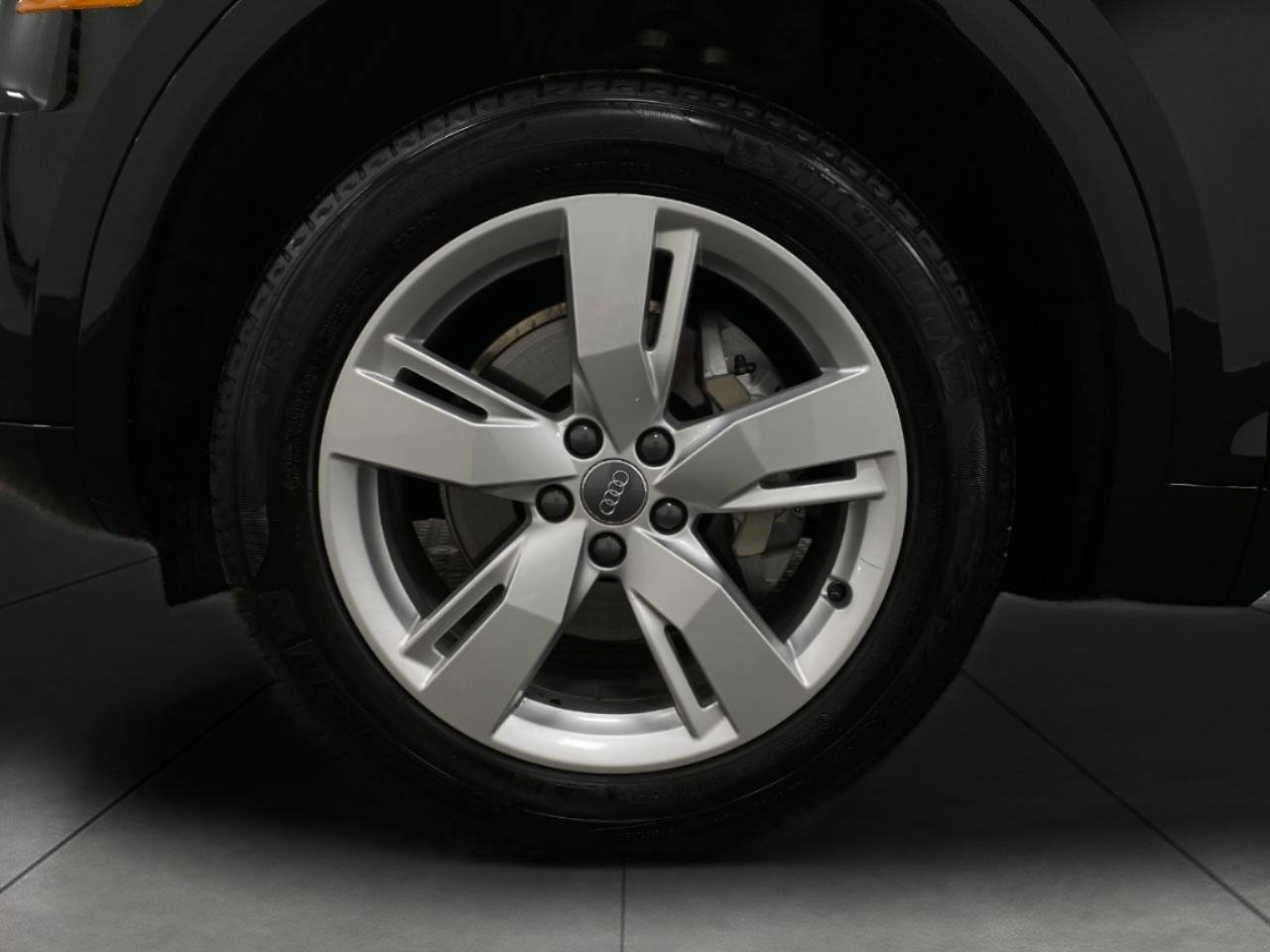 Used 2019 Audi Q5 2.0T Premium Plus w/ Premium Plus Package image 12