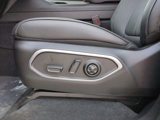 New 2026 Jeep Grand Wagoneer 2WD image 19