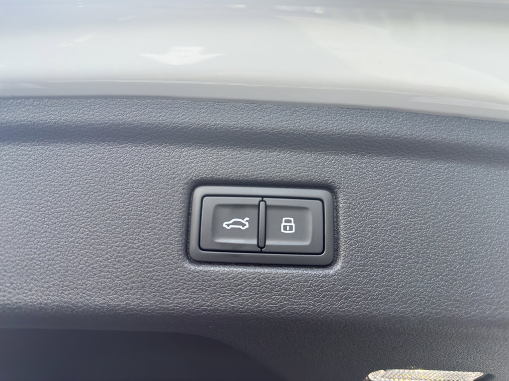 Used 2025 Audi A5 2.0T Premium Plus w/ Convenience Plus Package image 10