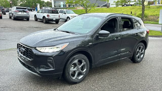 Used 2024 Ford Escape ST-Line AWD/4WD image 2