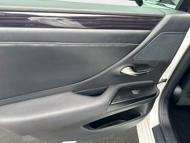 Used 2020 Lexus ES 350 w/ Premium Package image 9