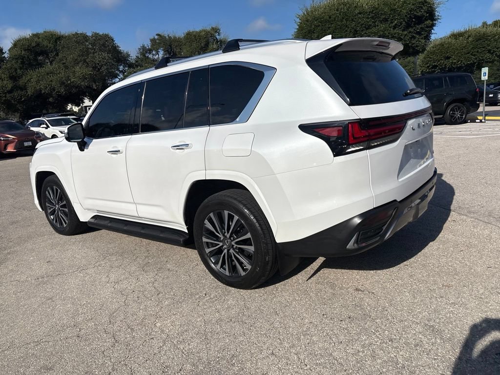 Used 2022 Lexus LX 600 4WD w/ Interior Upgrade Package image 3