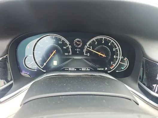 Used 2017 BMW 740i xDrive image 14