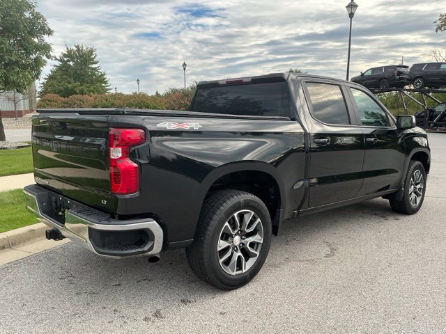Used 2022 Chevrolet Silverado 1500 LT AWD/4WD image 6