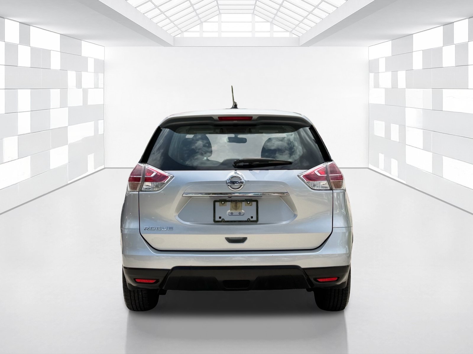 Used 2016 Nissan Rogue S FWD image 6
