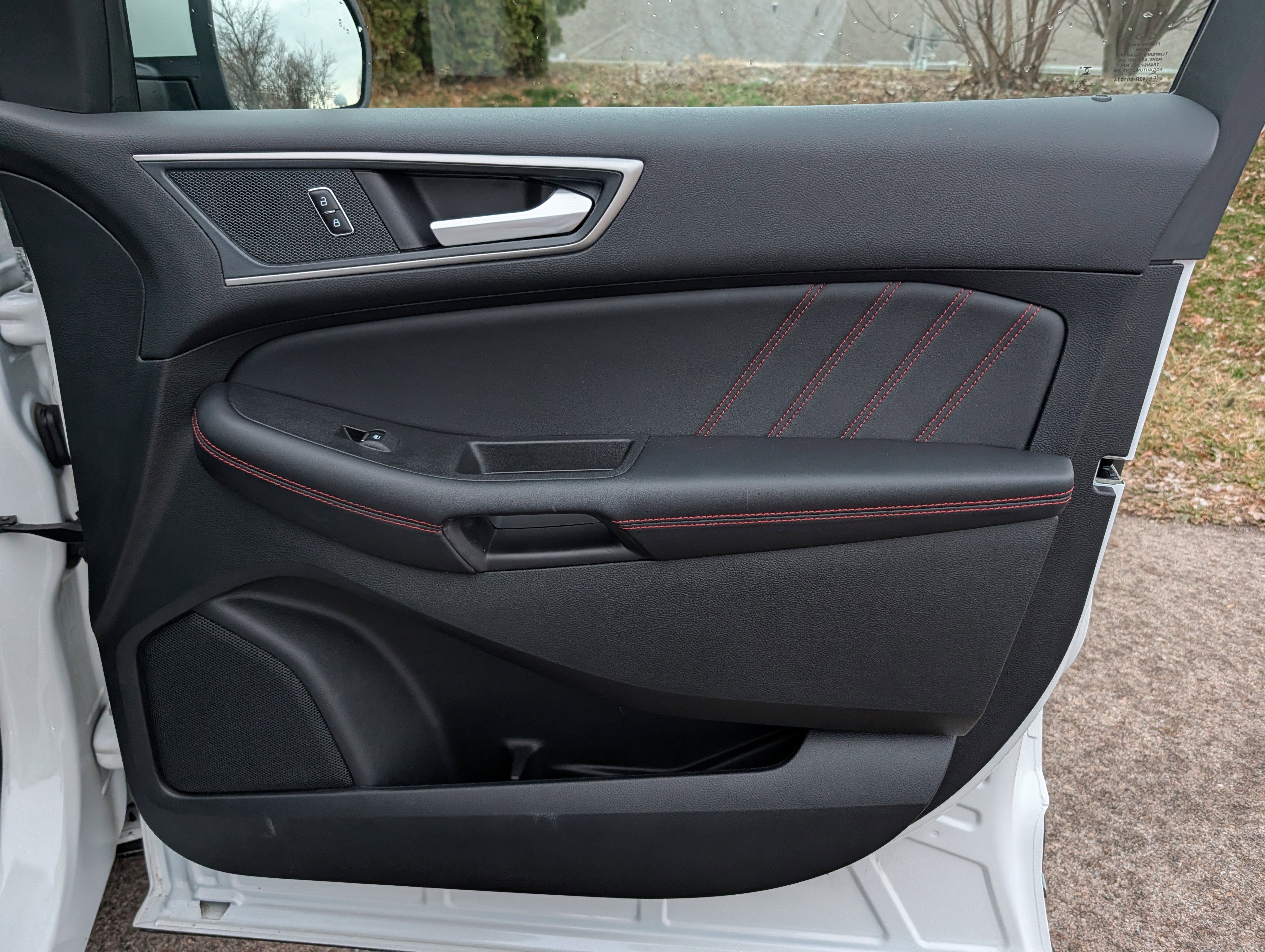 Used 2024 Ford Edge ST-Line image 37