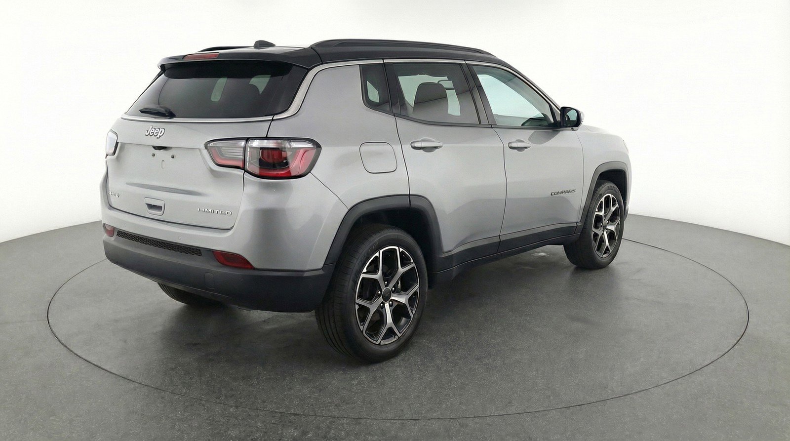 Used 2025 Jeep Compass Limited image 9