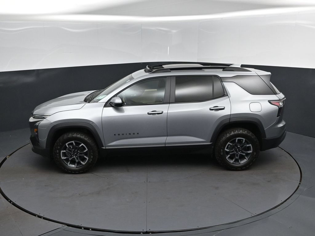 New 2026 Chevrolet Equinox ACTIV w/ Convenience Package III FWD image 32