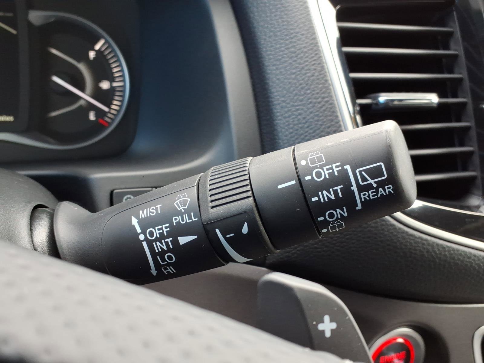 Certified 2025 Honda Passport EX-L image 28