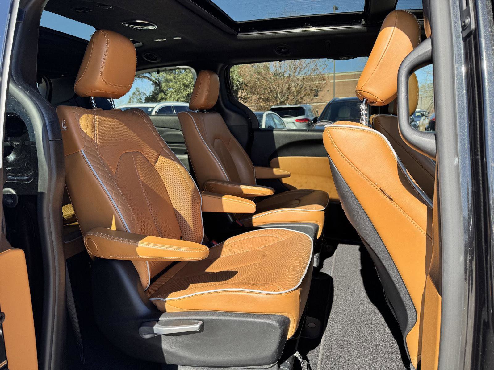 Used 2021 Chrysler Pacifica Pinnacle image 29