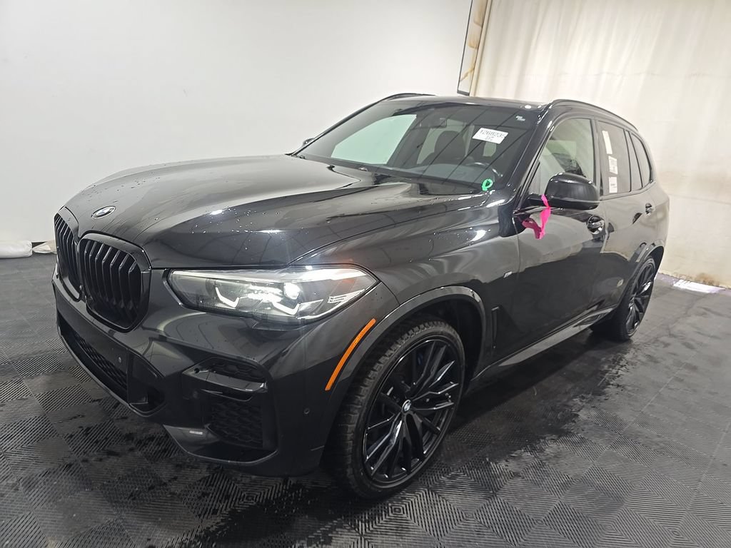 Used 2022 BMW X5 M50i AWD/4WD image 7