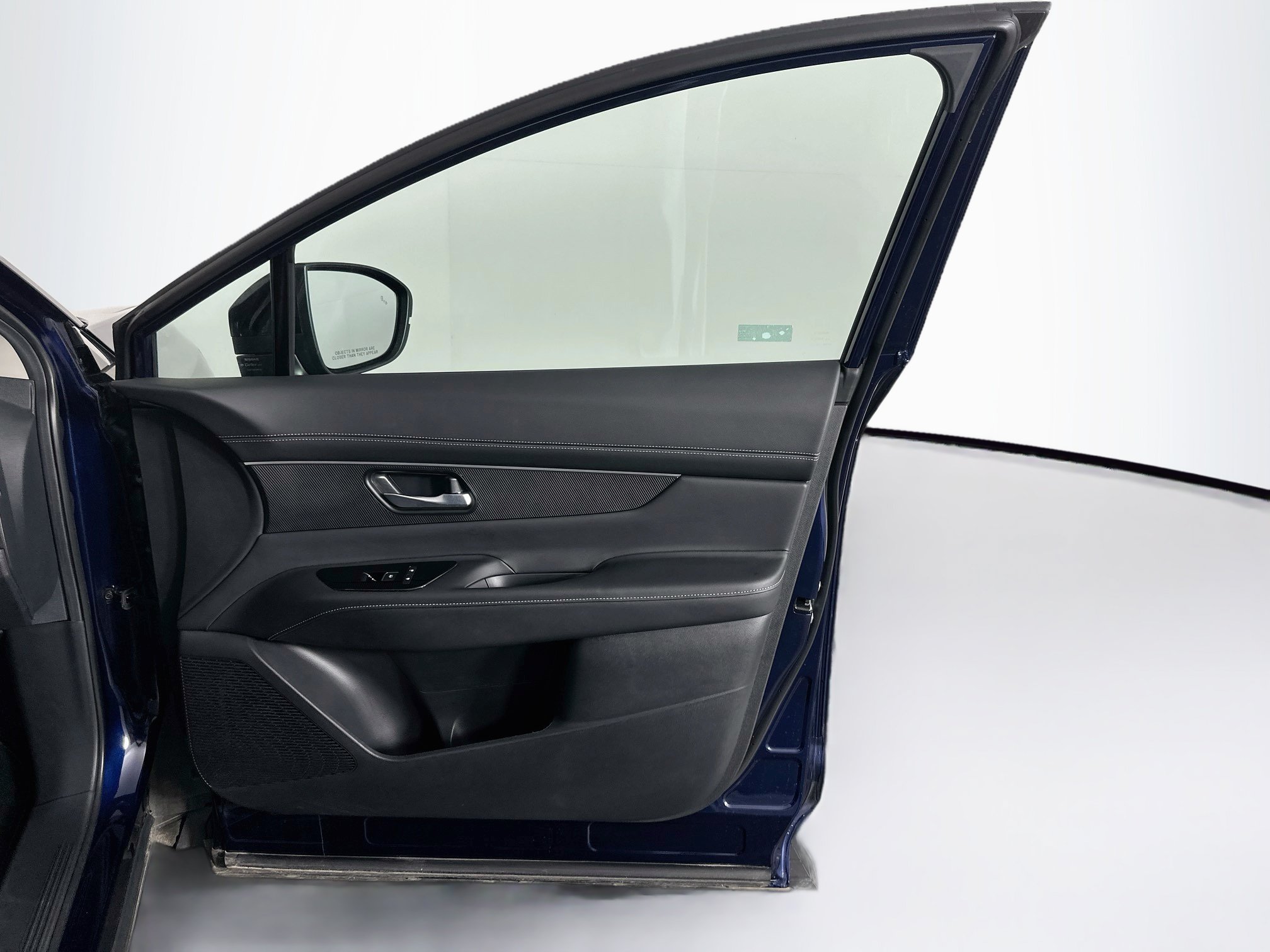 Used 2025 Nissan Murano SV AWD/4WD image 32