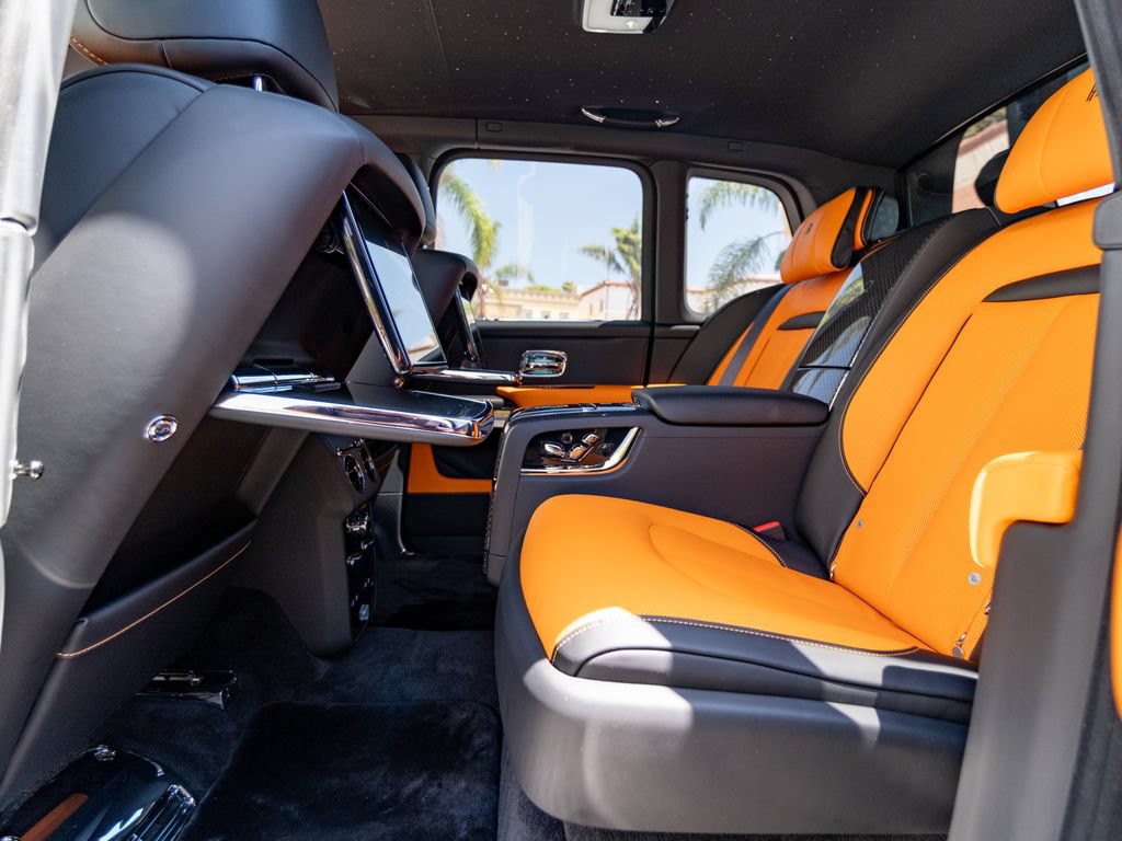 New 2027 Rolls-Royce Cullinan Black Badge AWD/4WD image 27