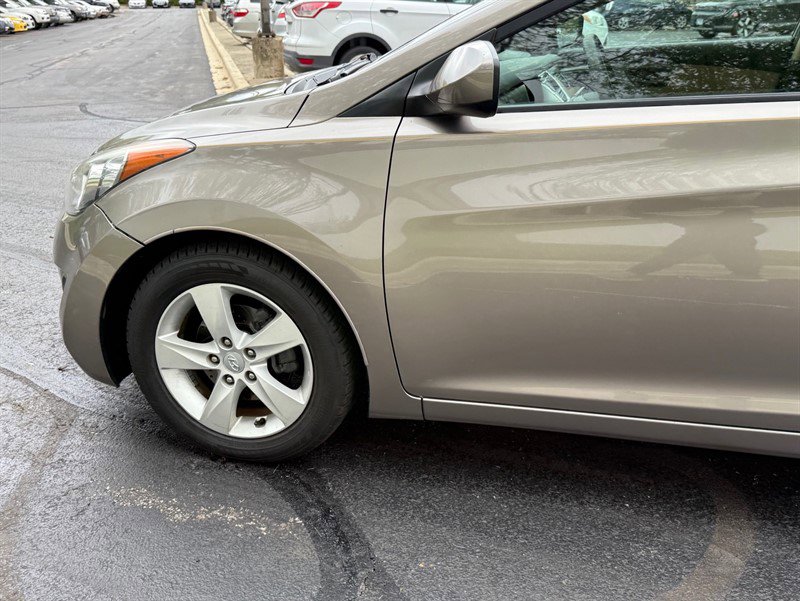 Used 2011 Hyundai Elantra GLS w/ Preferred Equipment Pkg 3 FWD image 29