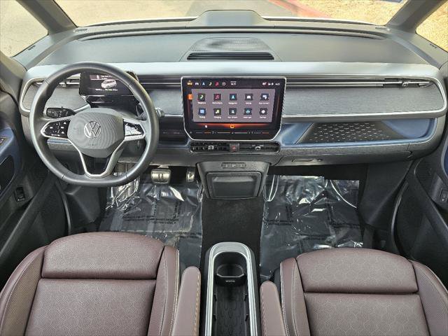 Used 2025 Volkswagen ID. Buzz Pro S RWD image 6