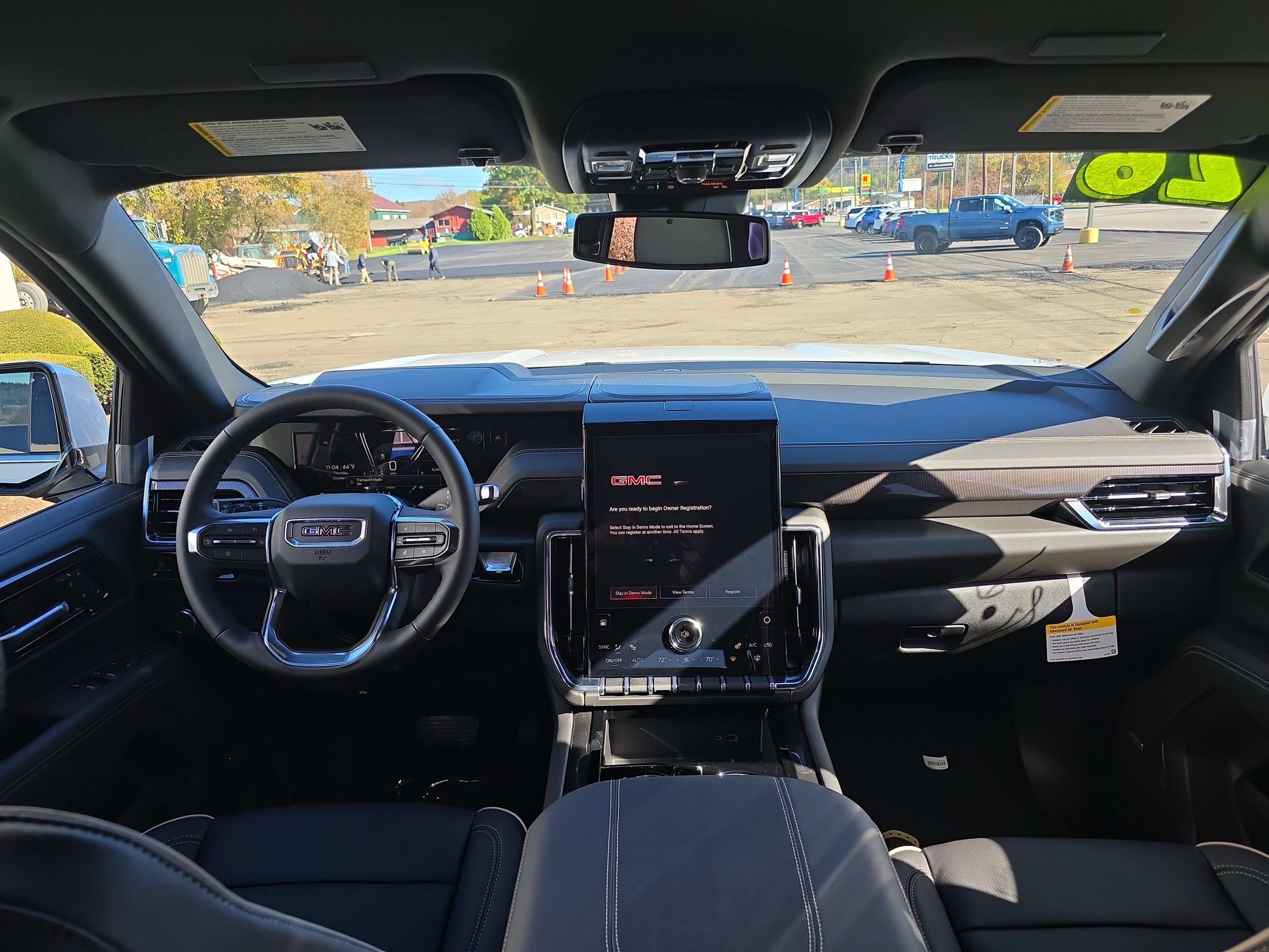 New 2026 GMC Yukon XL Elevation image 16