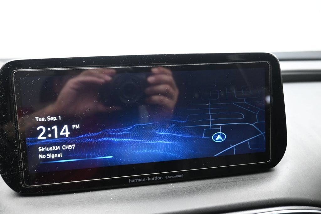 Used 2023 Hyundai Santa Fe Calligraphy FWD image 9