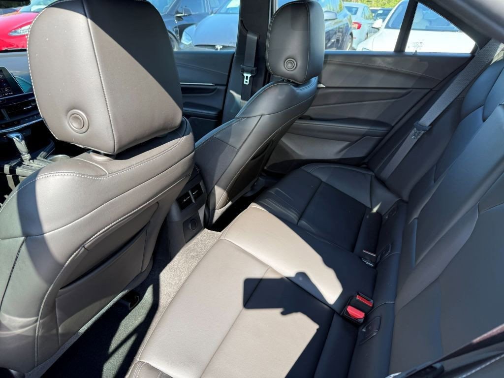 Used 2023 Cadillac CT4 Luxury RWD image 26
