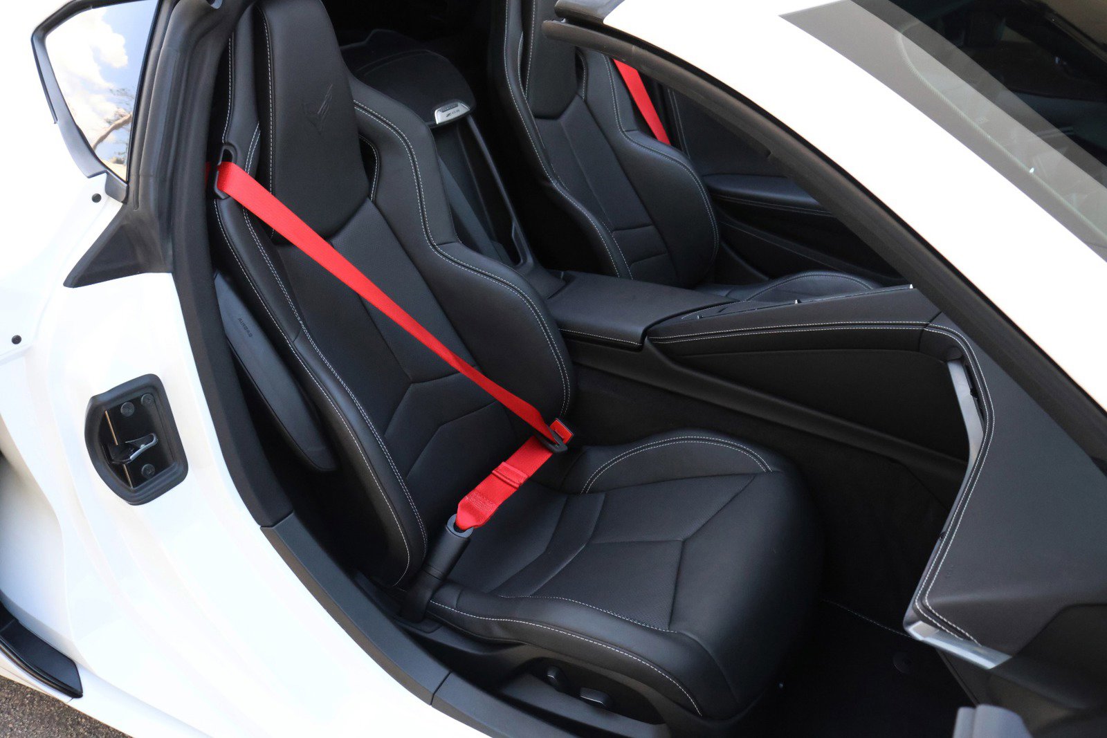 Used 2024 Chevrolet Corvette Z06 w/ Battery Protection Package image 24