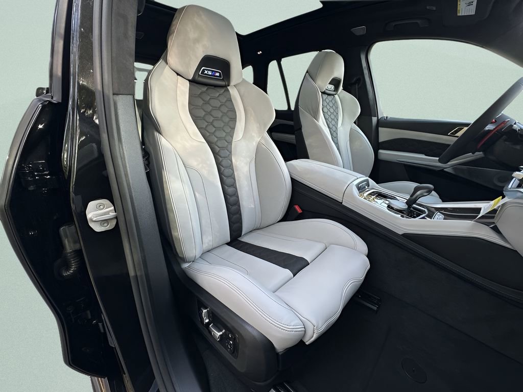 New 2026 BMW X5 M Competition w/ Executive Package image 29