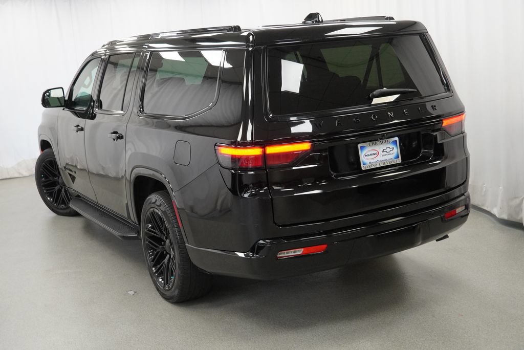 Used 2024 Jeep Wagoneer L Series II AWD/4WD image 43
