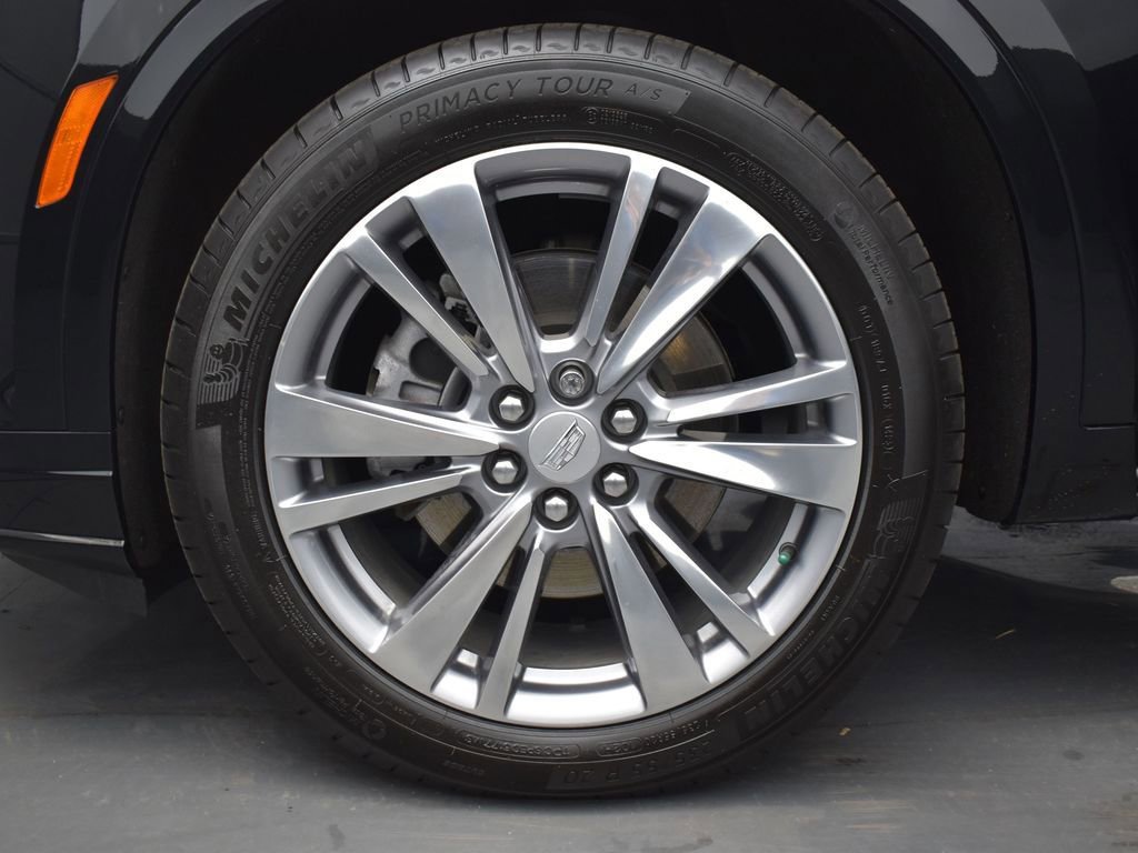 Certified 2023 Cadillac XT6 Premium Luxury w/ LPO, Floor Liner Package image 10