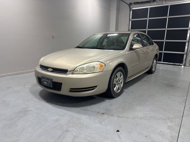 Used 2010 Chevrolet Impala LS FWD image 2