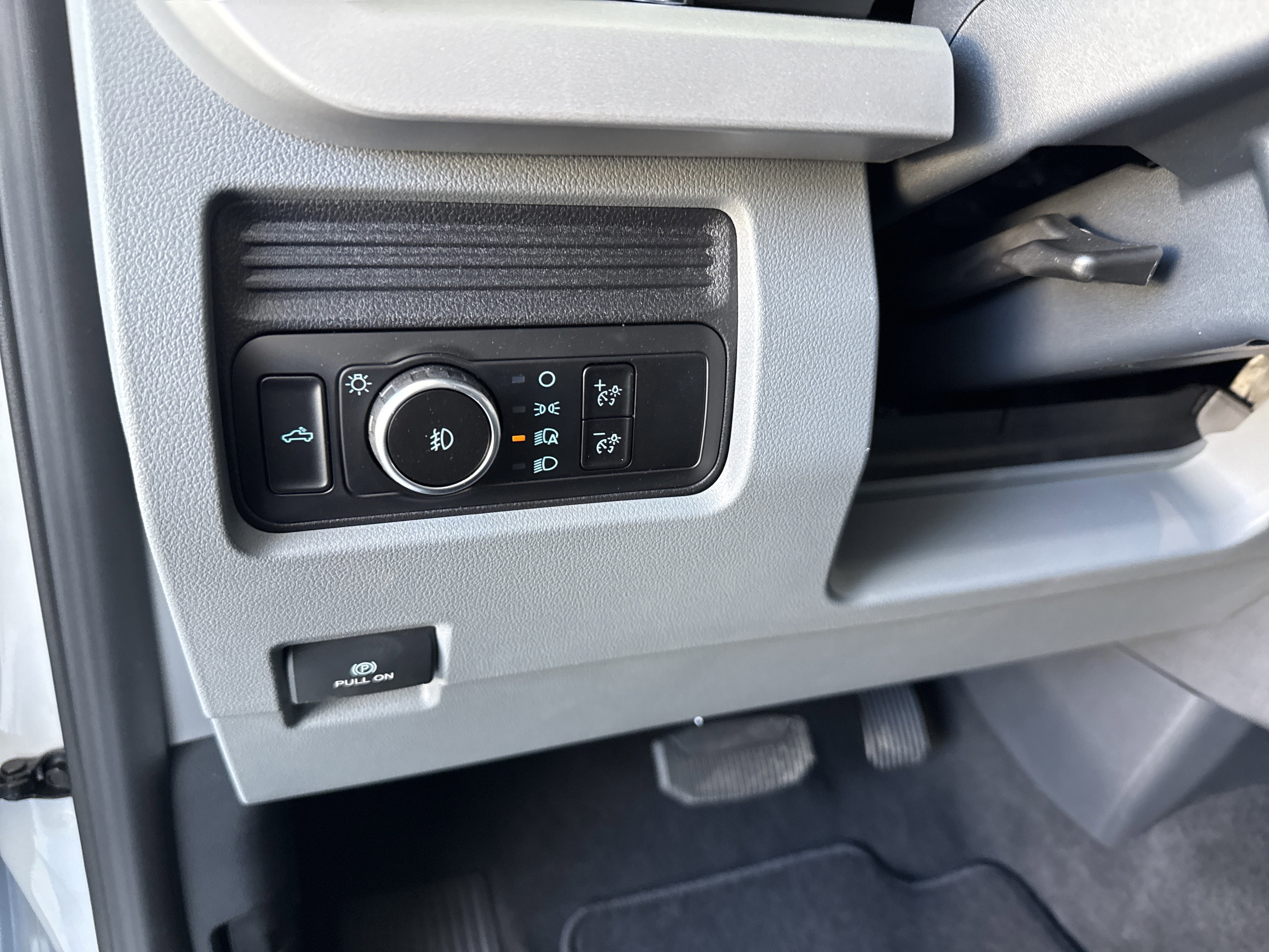 New 2026 Ford F250 XL image 18