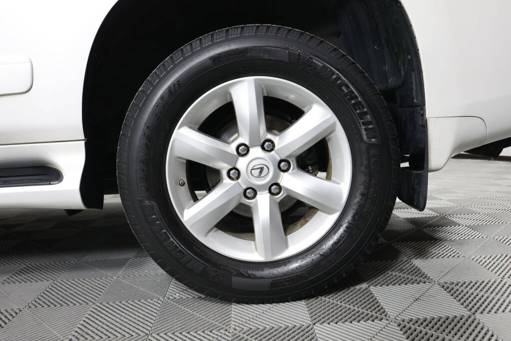 Used 2010 Lexus GX 460 Premium AWD/4WD image 8