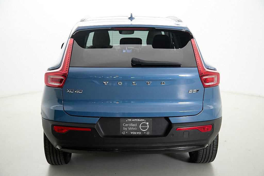 Used 2023 Volvo XC40 B5 Plus w/ Protection Package Premier AWD/4WD image 9