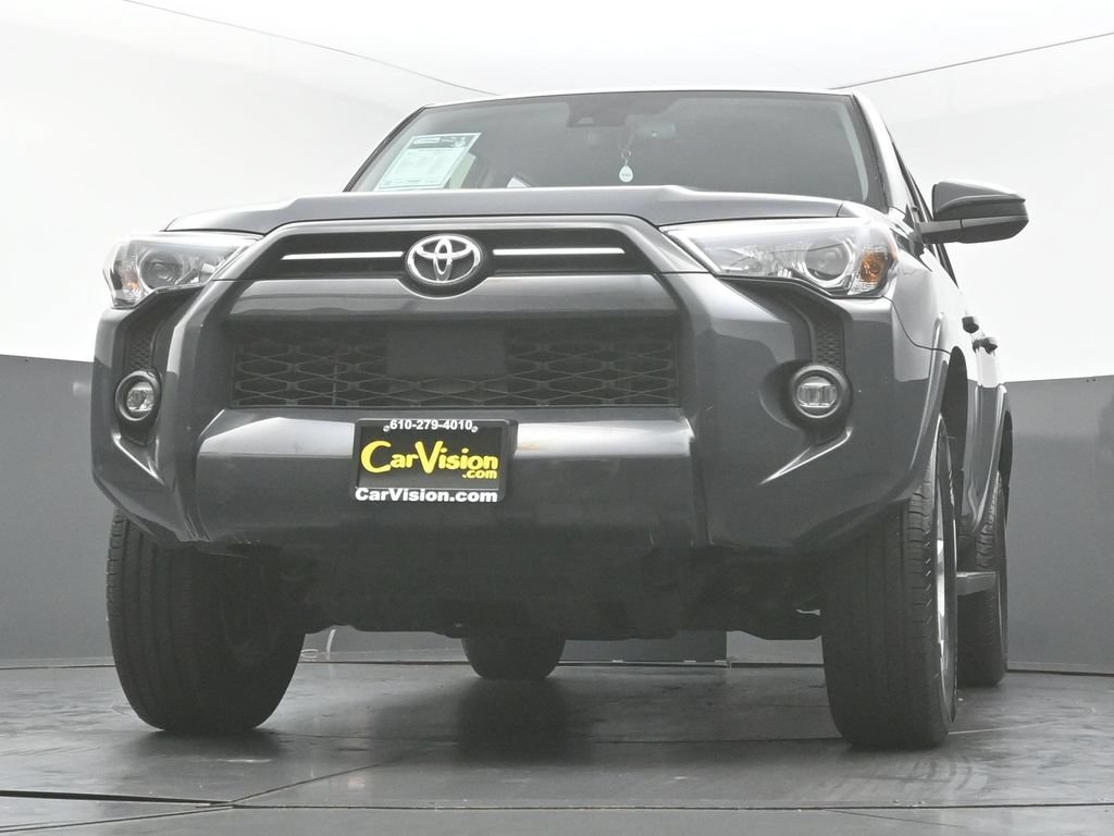 Used 2024 Toyota 4Runner SR5 AWD/4WD image 47