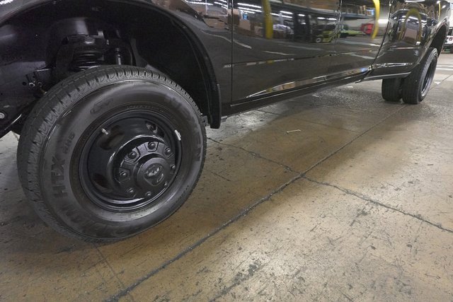 Used 2025 RAM 3500 Tradesman image 32
