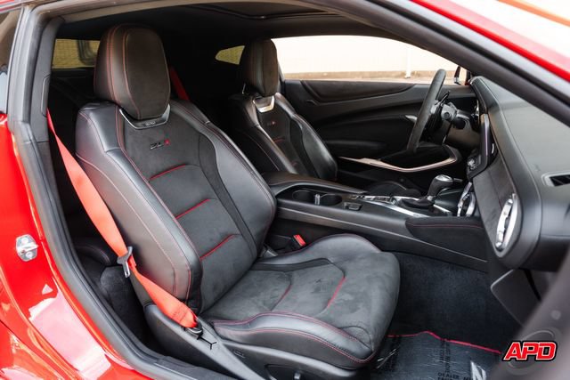 Used 2018 Chevrolet Camaro ZL1 RWD image 75
