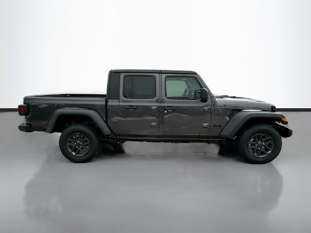 New 2026 Jeep Gladiator Sport AWD/4WD image 4
