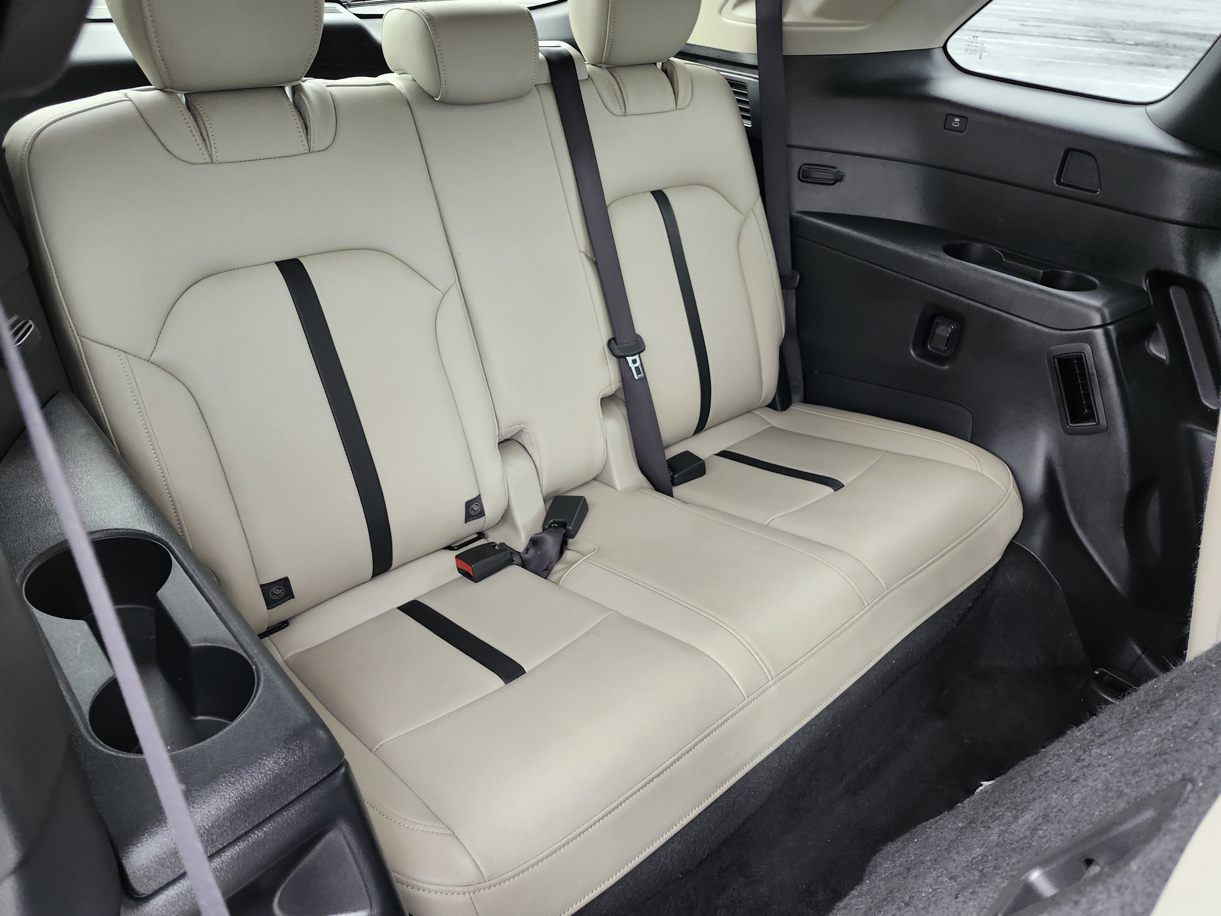 Used 2024 MAZDA CX-90 Plug-In Hybrid w/ Preferred image 17