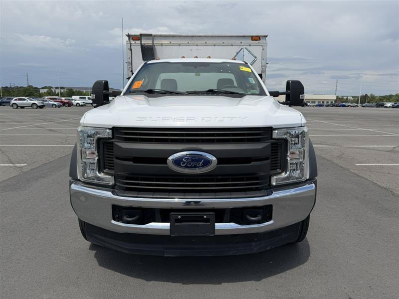 Used 2019 Ford F550 4x4 Regular Cab Super Duty image 2