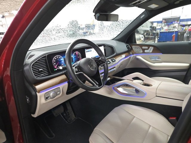 Certified 2025 Mercedes-Benz GLE 450e 4MATIC image 3