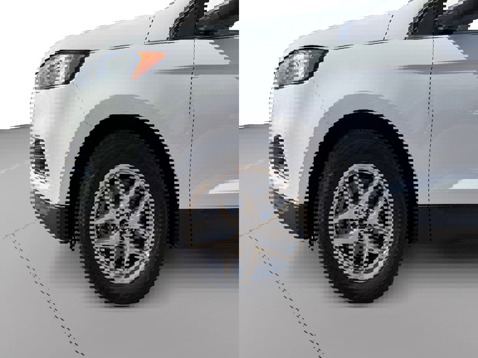 Used 2022 Ford Edge SEL image 9