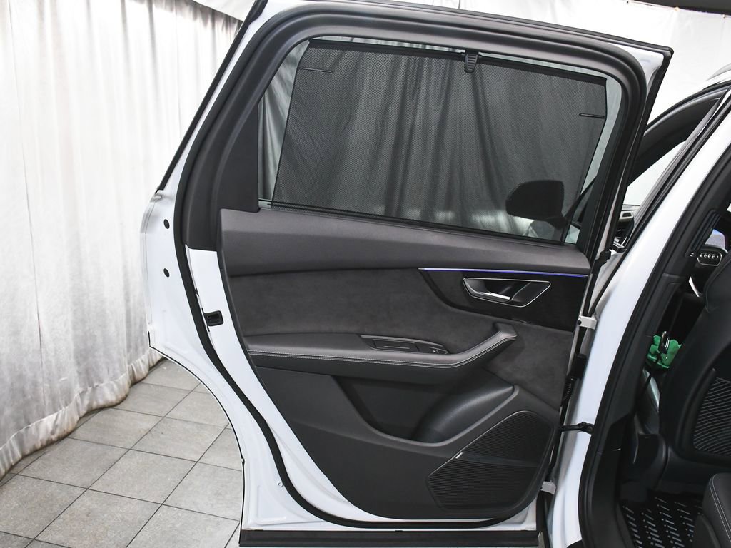 Used 2021 Audi SQ7 Premium Plus w/ Executive Package image 13