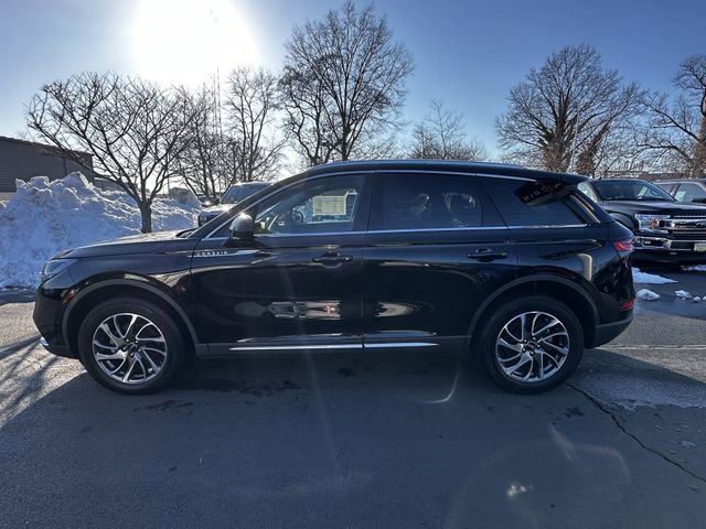 Used 2022 Lincoln Corsair AWD w/ Equipment Group 101A image 8