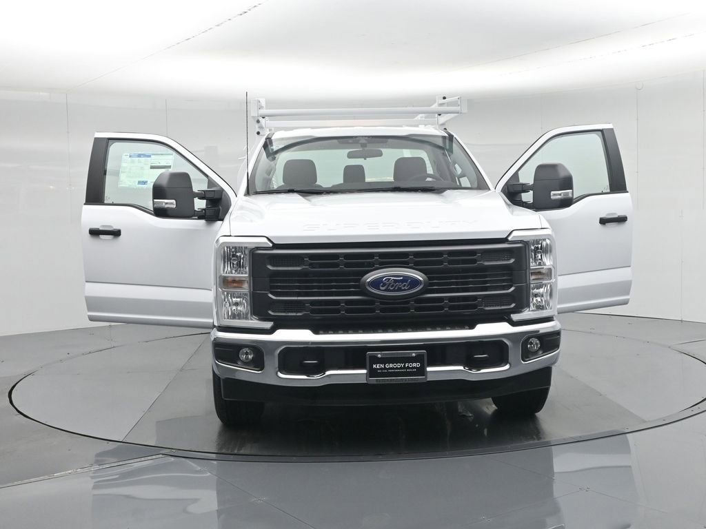 New 2026 Ford F350 XL w/ XL Chrome Package image 40