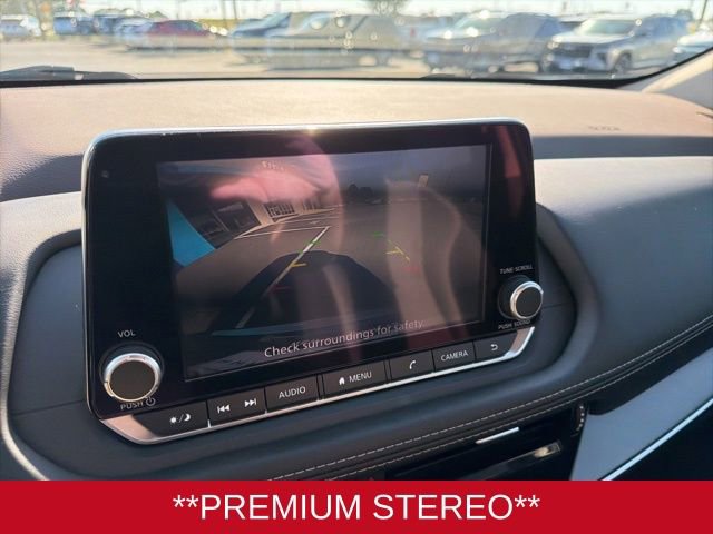 Used 2022 Nissan Rogue SV image 15