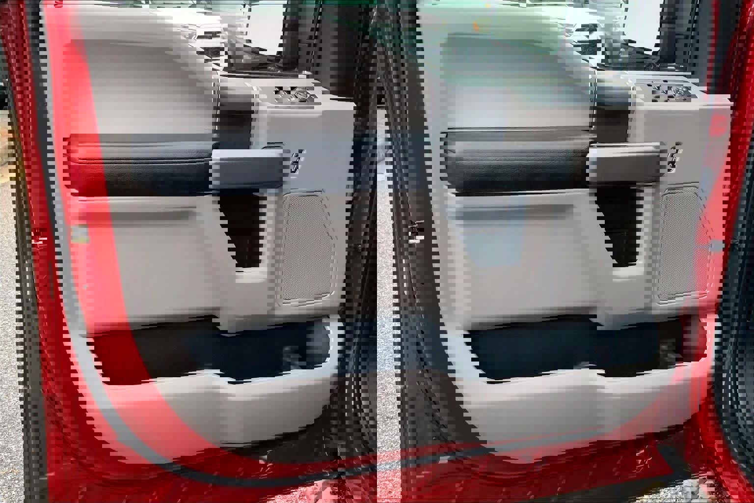 Used 2015 Ford F150 XLT w/ Equipment Group 302A Luxury image 20