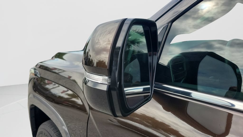 Used 2023 Toyota Tundra Limited AWD/4WD image 11