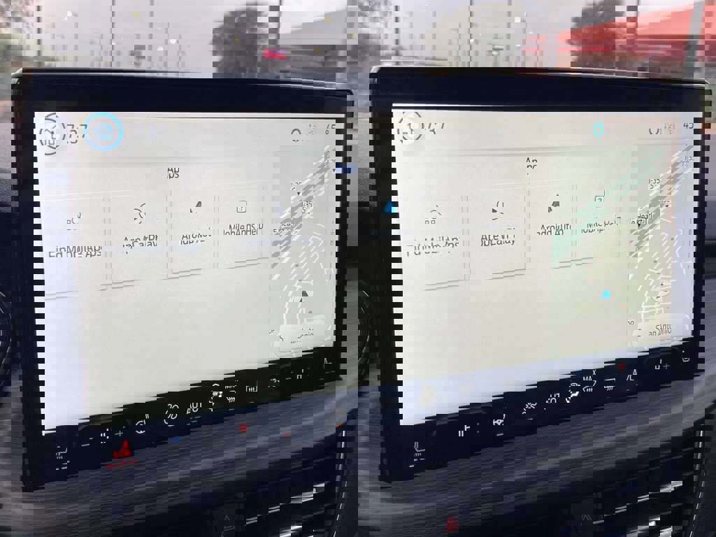 Used 2023 Ford Escape Platinum image 25