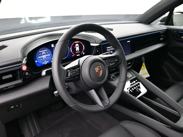 Certified 2025 Porsche Macan Electric RWD image 4