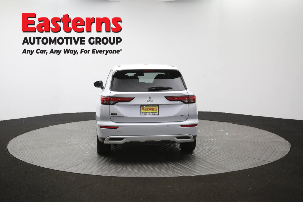 Used 2024 Mitsubishi Outlander SE FWD image 38