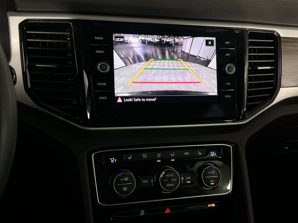 Used 2023 Volkswagen Atlas SEL image 17