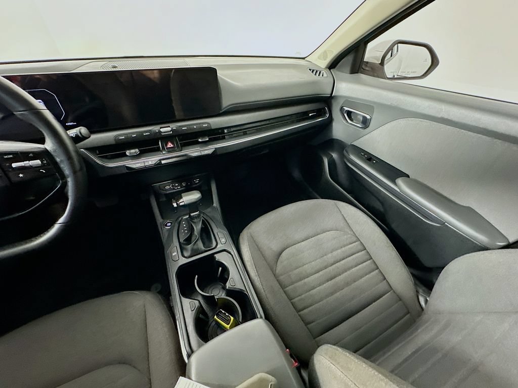 Used 2025 Kia K4 EX FWD image 11
